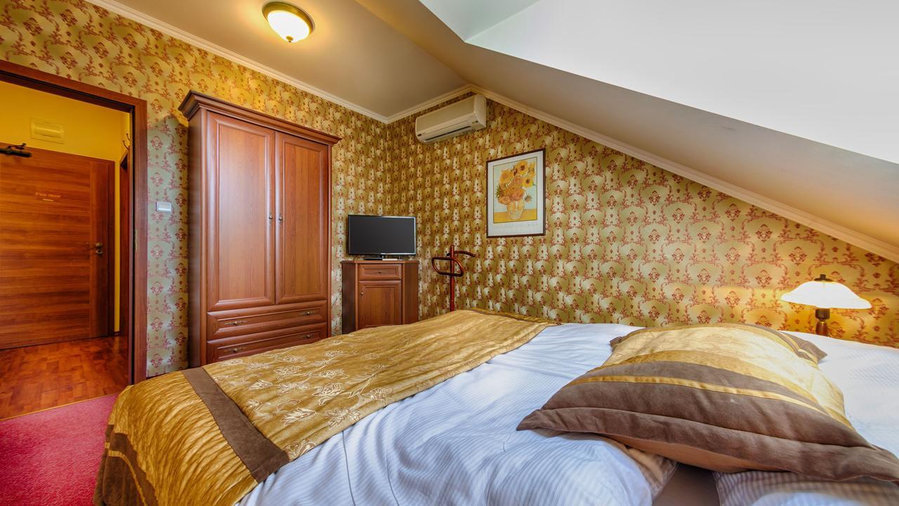 Hotel Tevel Sladkovicovo Extérieur photo