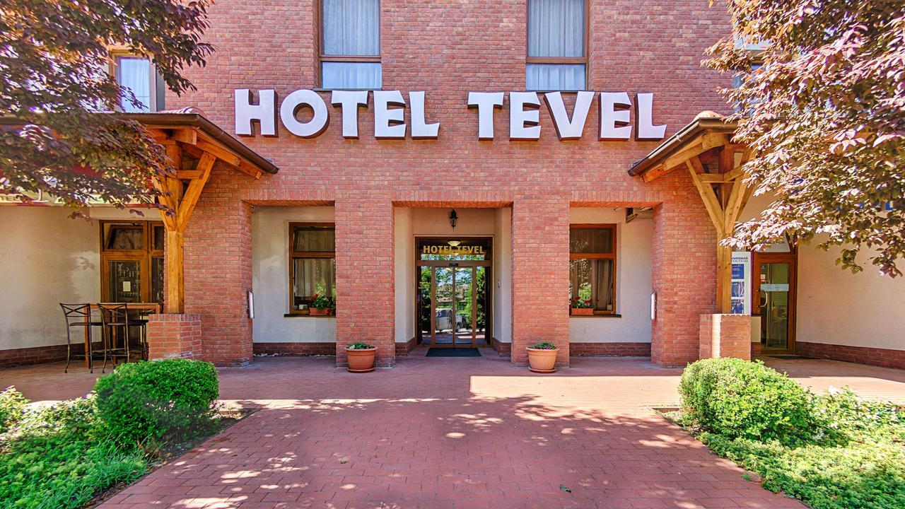 Hotel Tevel Sladkovicovo Extérieur photo