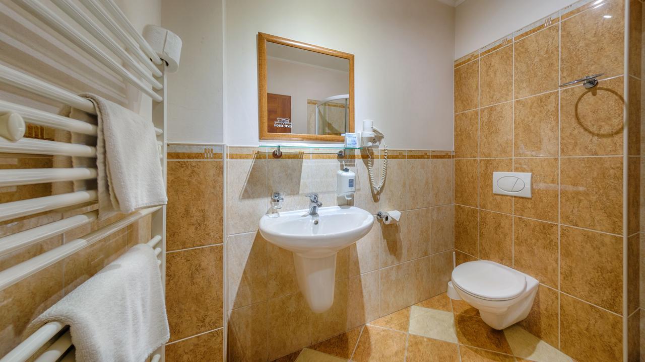 Hotel Tevel Sladkovicovo Extérieur photo